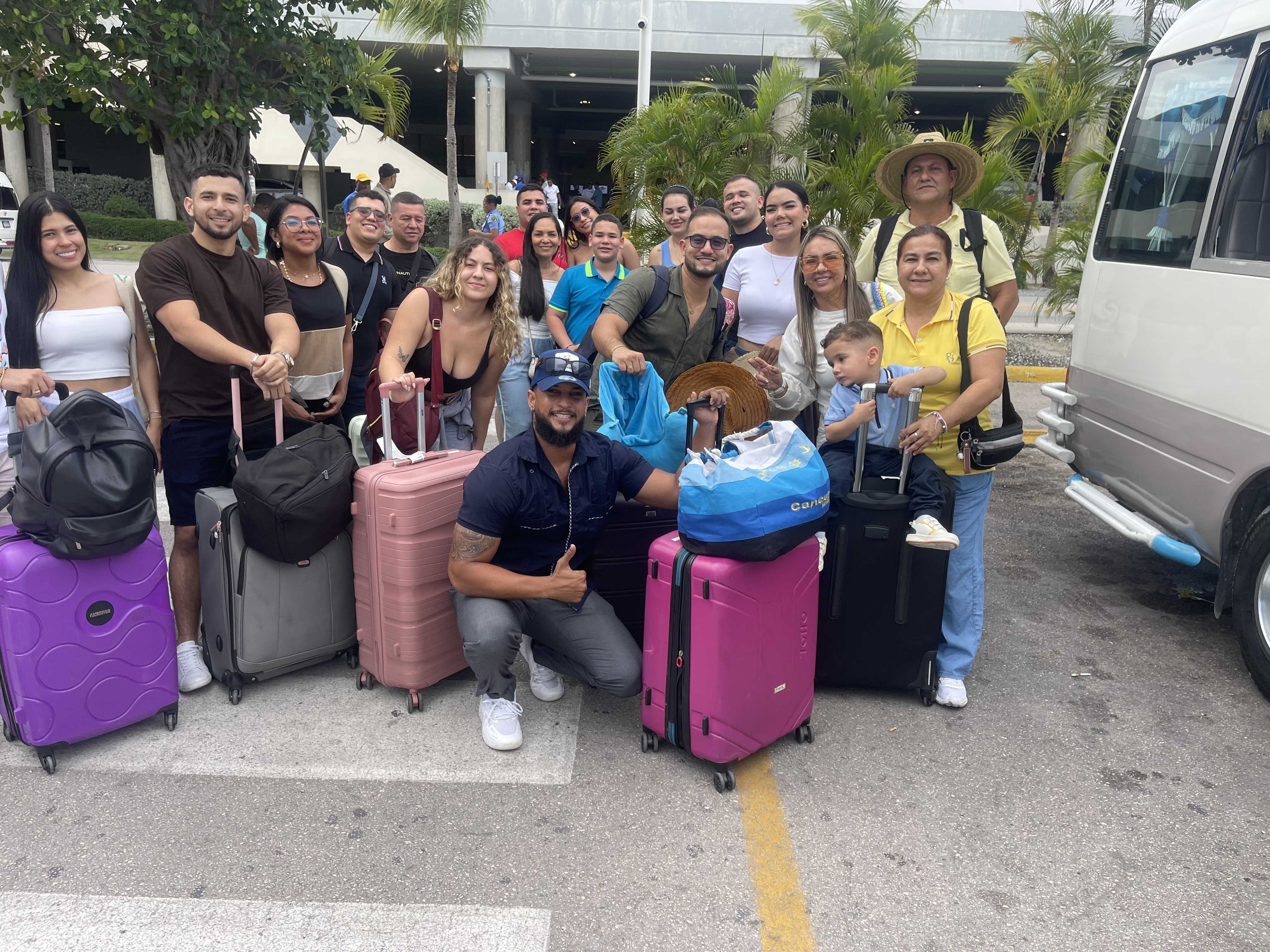 PUJ AIRPORT ↔ CAP CANA / CABEZA DE TORO / BÁVARO UVERO ALTO  HOTELS AREA (From $150).